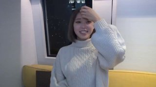 大奶美女_身材高挑逼毛稀疏大肥臀_被大鸡吧小哥无套输出_啪啪猛怼_高潮抽搐